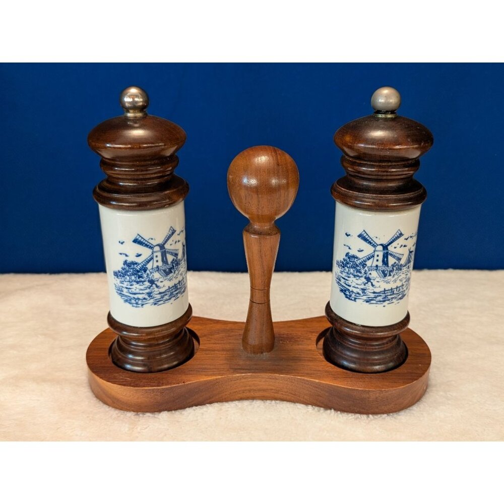 Vntg Fitzhugh Solid Walnut Stand W/ Ceramic  Salt & Pepper Mills Blue Windmill
